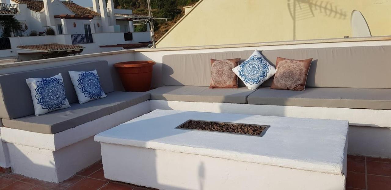 3 Bedroom Duplex Penthouse With Stunning Rooftop Solarium And See Views Apartment Marbella